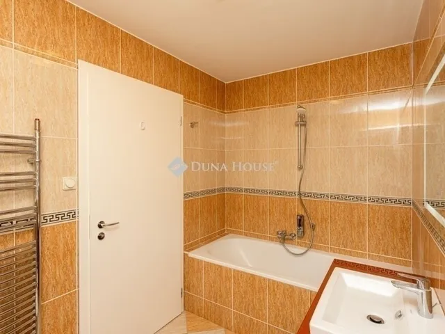 Eladó lakás Budapest II. kerület 85 nm