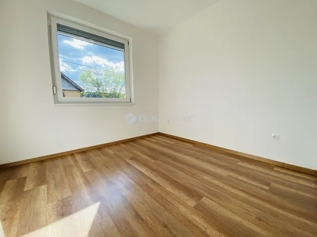 Eladó ház Monor 93 nm