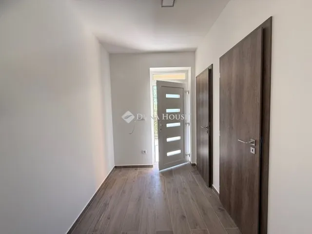 Eladó ház Nagytarcsa 118 nm