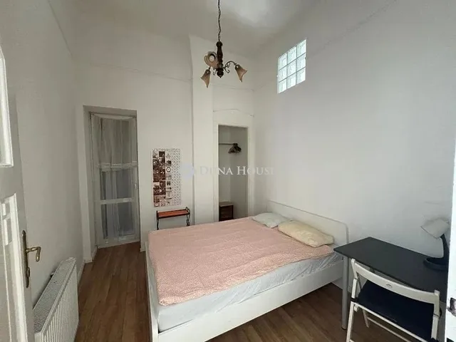 Eladó lakás Budapest VI. kerület 57 nm