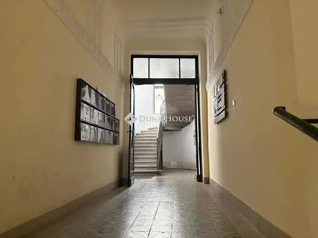 Eladó lakás Budapest VI. kerület 57 nm