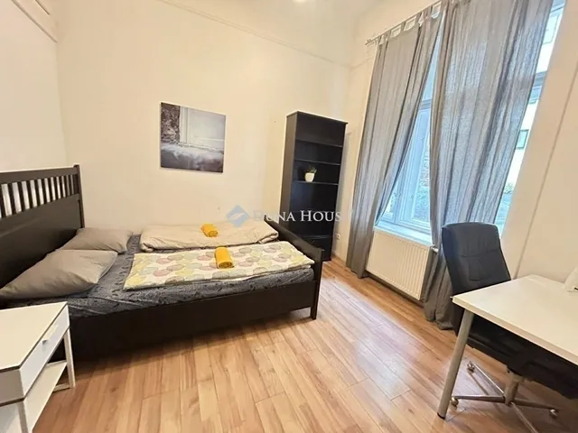 Eladó lakás Budapest VI. kerület 57 nm