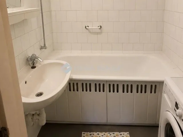 Eladó lakás Budapest III. kerület 57 nm