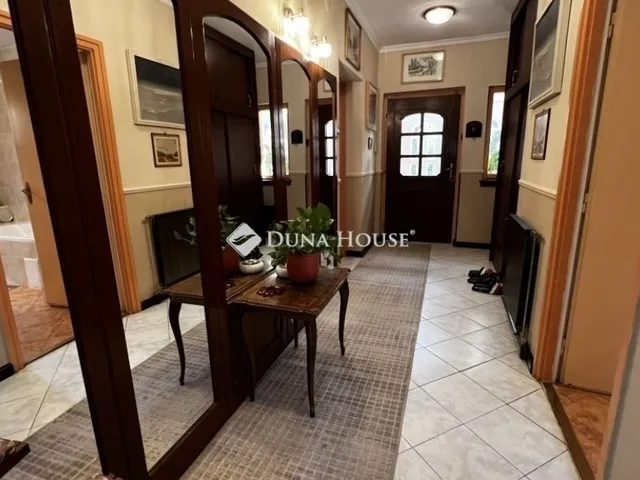 Eladó ház Budapest XVII. kerület, Rákoscsaba 214 nm