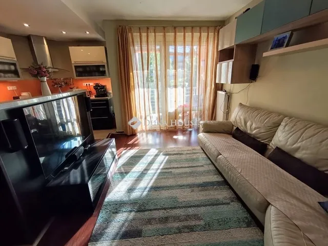 Eladó lakás Budapest XVI. kerület 68 nm