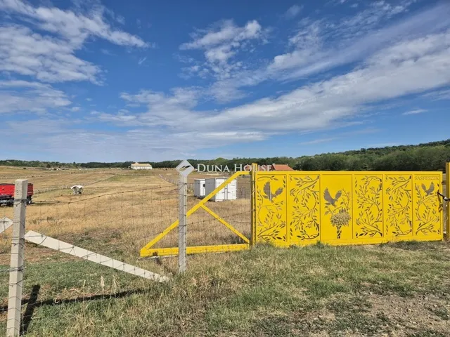 Eladó telek Őrbottyán 11339 nm