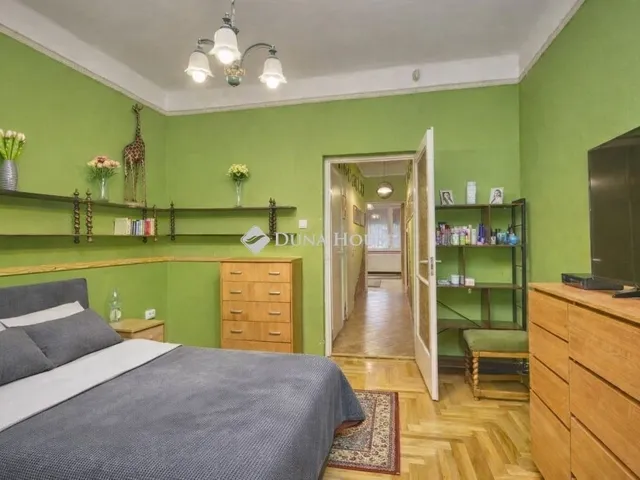 Eladó ház Budapest XVIII. kerület 270 nm