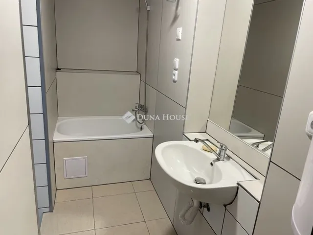 Eladó lakás Budapest XVIII. kerület 33 nm
