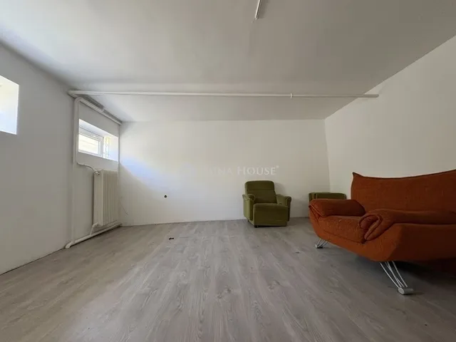 Eladó ház Budapest XIX. kerület 254 nm