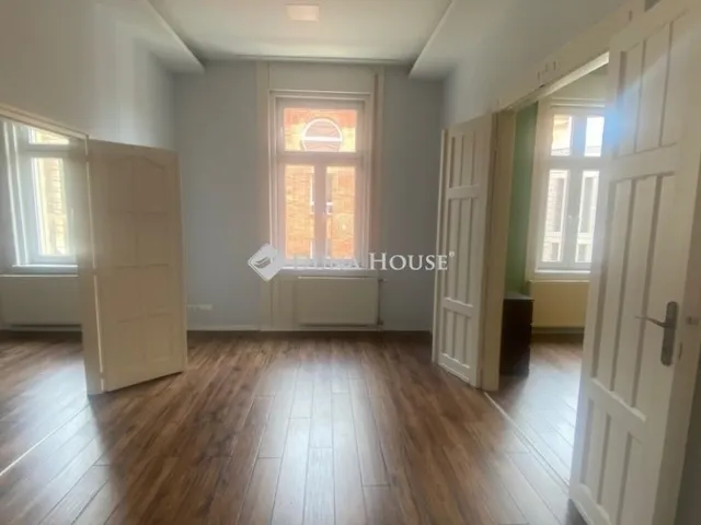 Eladó lakás Budapest VIII. kerület 62 nm