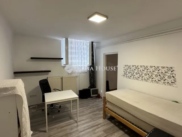 Eladó lakás Budapest III. kerület 44 nm