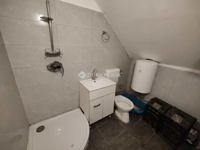 Eladó ház Üllő 90 nm