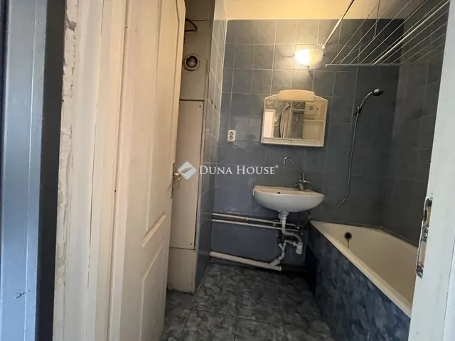 Eladó lakás Budapest XVII. kerület, Rákoskeresztúr 37 nm