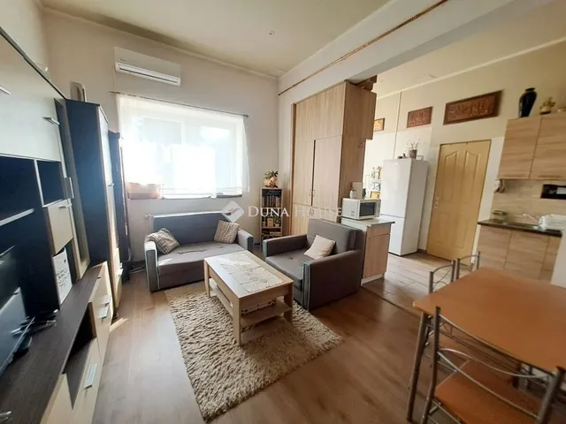 Eladó lakás Budapest XV. kerület 48 nm