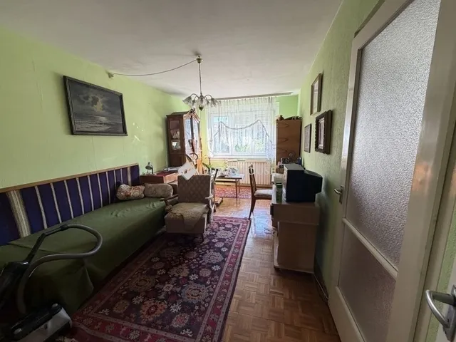Eladó lakás Budapest III. kerület 65 nm
