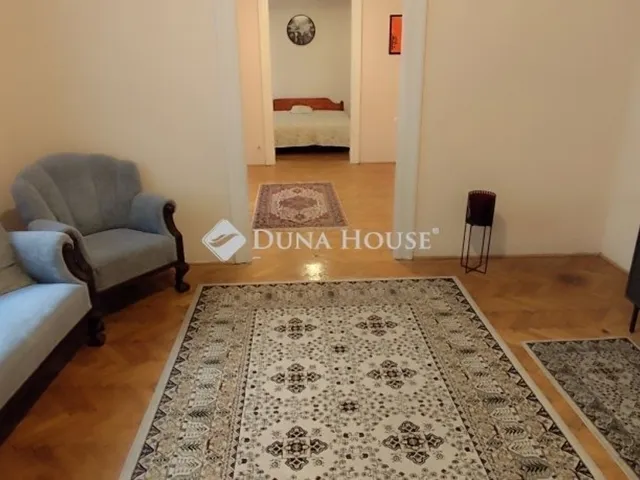 Eladó lakás Budapest VI. kerület 72 nm