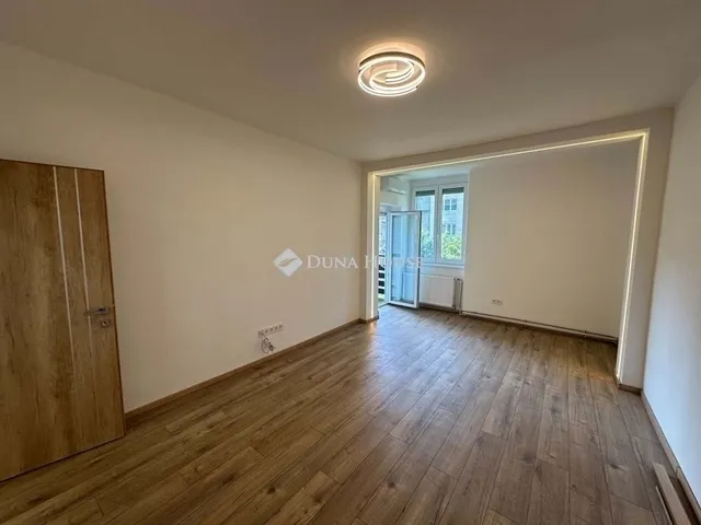 Eladó lakás Budapest VIII. kerület 62 nm