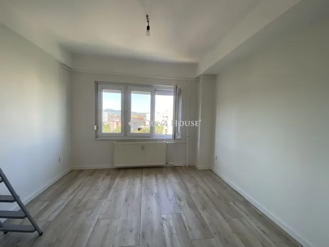 Eladó lakás Budapest III. kerület 61 nm