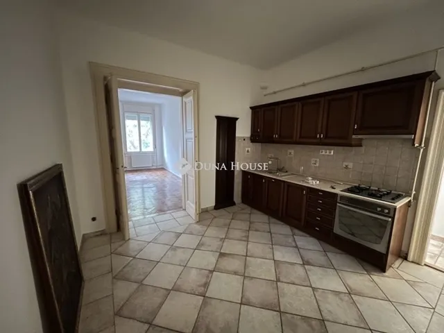Eladó lakás Budapest VIII. kerület 67 nm
