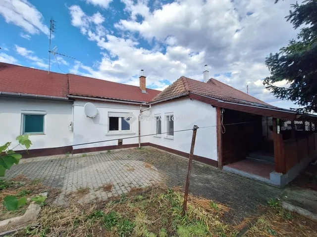 Eladó ház Gödöllő 142 nm