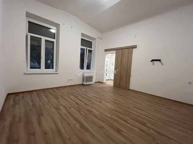 Eladó lakás Budapest XIV. kerület 30 nm