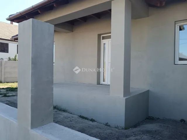 Eladó ház Abony 88 nm