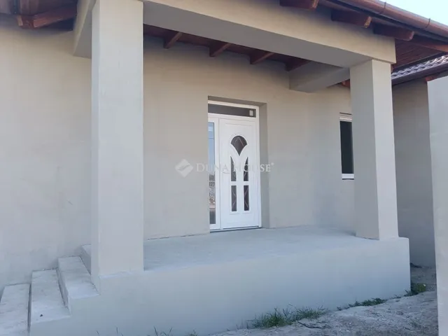 Eladó ház Abony 88 nm