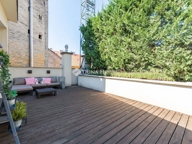 Eladó lakás Budapest VI. kerület 123 nm
