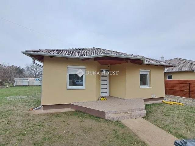 Eladó ház Csévharaszt 103 nm
