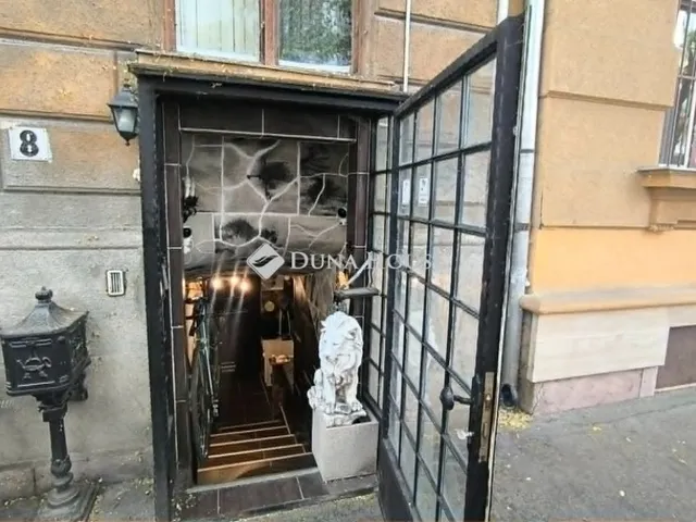 Eladó lakás Budapest VI. kerület 66 nm