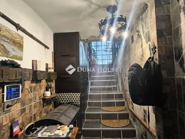 Eladó lakás Budapest VI. kerület 66 nm
