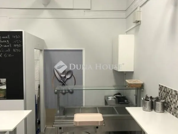 Kiadó kereskedelmi és ipari ingatlan Budapest VI. kerület 34 nm