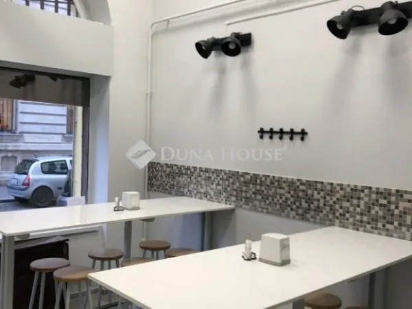 Kiadó kereskedelmi és ipari ingatlan Budapest VI. kerület 34 nm