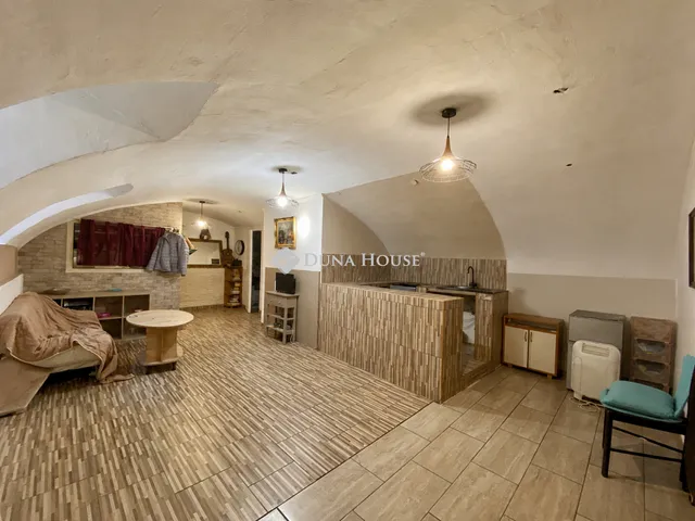 Eladó lakás Budapest VII. kerület 74 nm