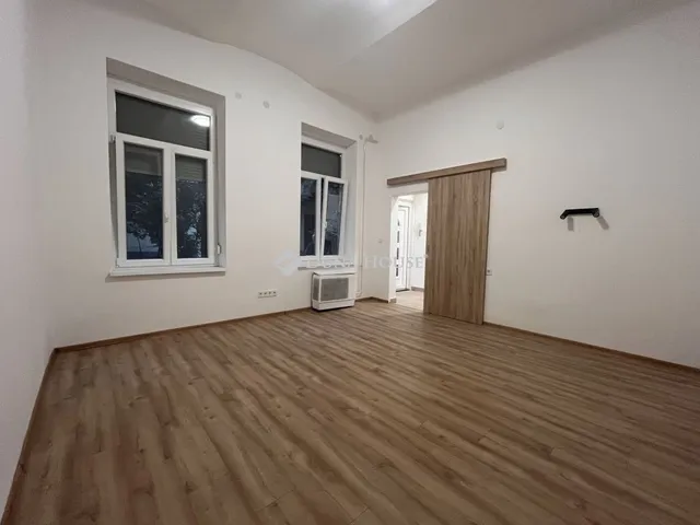 Eladó lakás Budapest XIV. kerület 30 nm