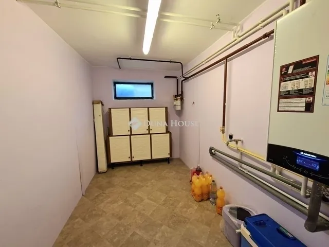 Eladó ház Budapest XVII. kerület, Rákoskert 204 nm