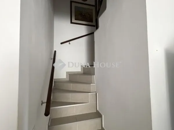 Eladó lakás Budapest XVII. kerület, Rákoskeresztúr 100 nm