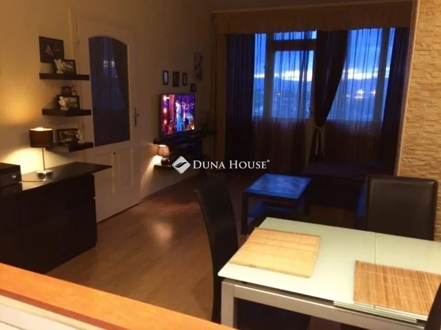 Eladó lakás Budapest XV. kerület, Pestújhely 45 nm