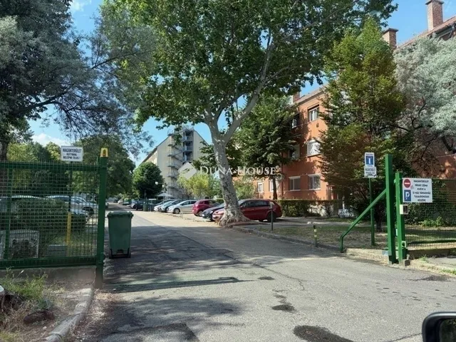 Eladó lakás Budapest X. kerület, Laposdűlő 59 nm