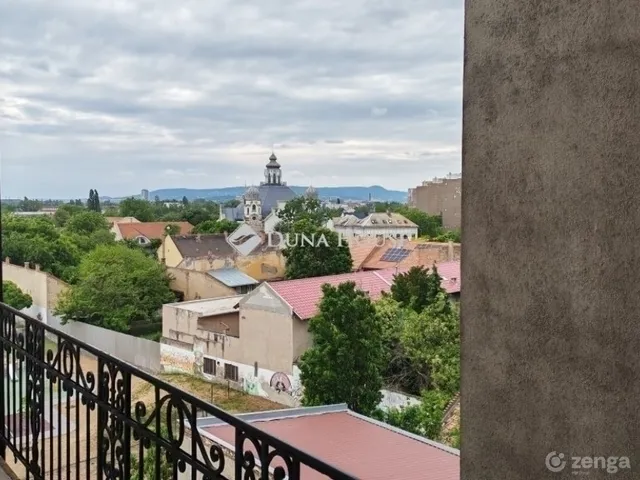 Eladó lakás Budapest X. kerület, Óhegy 120 nm