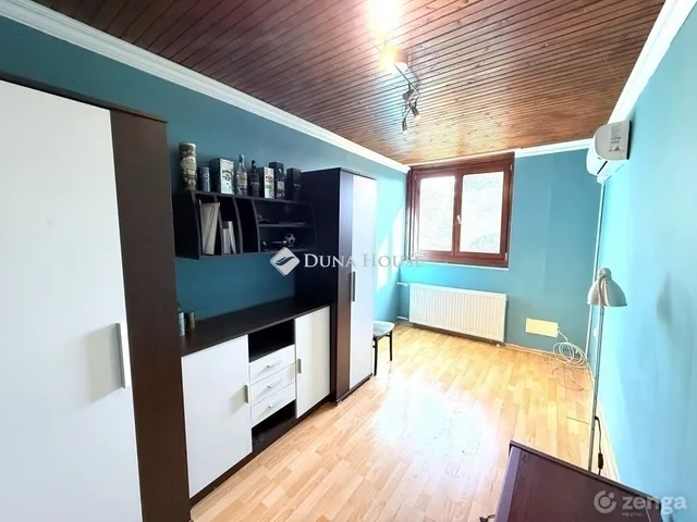 Eladó ház Budapest XVIII. kerület, Erzsébettelep 218 nm