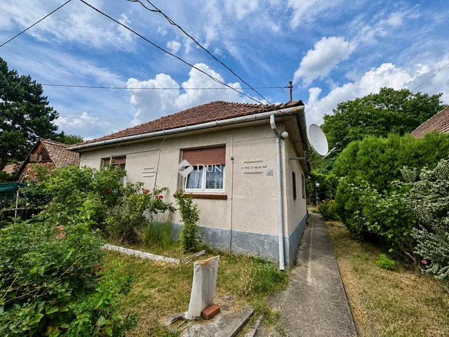 Eladó ház Sárisáp 96 nm