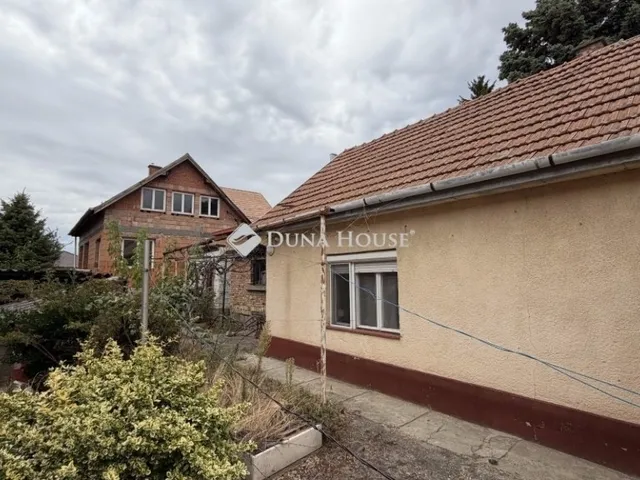 Eladó ház Gyömrő 180 nm