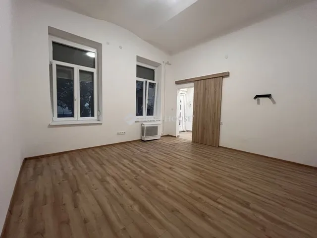 Eladó lakás Budapest XIV. kerület 30 nm