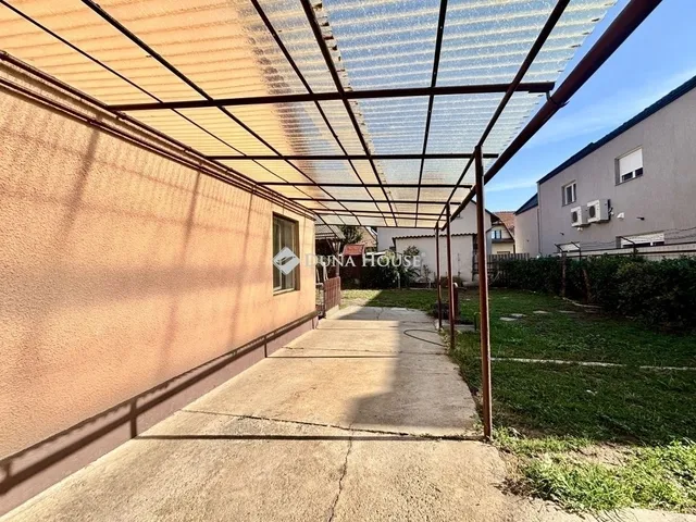 Eladó ház Budapest XVIII. kerület, Újpéteritelep 62 nm