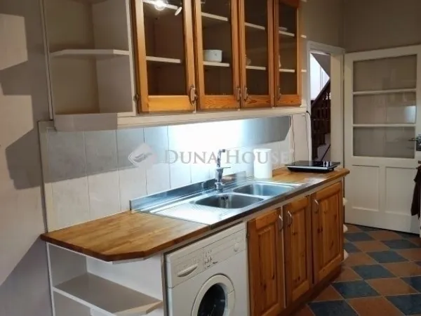 Eladó ház Budapest XVII. kerület, Rákoscsaba 191 nm