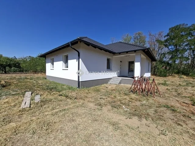 Eladó ház Sülysáp 100 nm