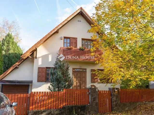 Eladó ház Gödöllő 212 nm