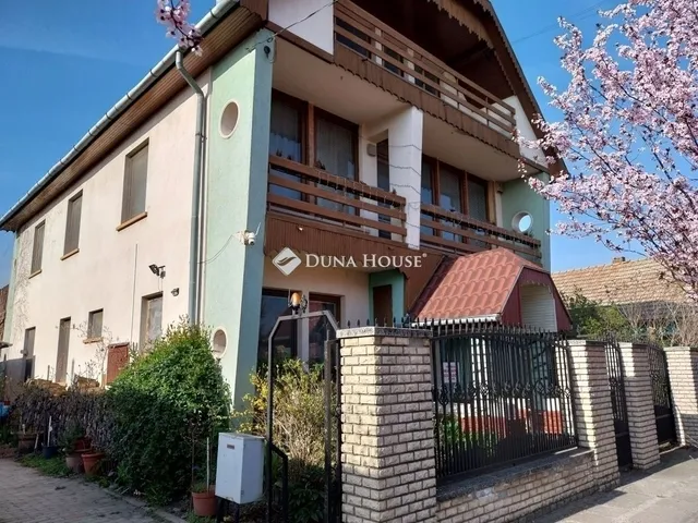 Eladó ház Nagykáta 153 nm