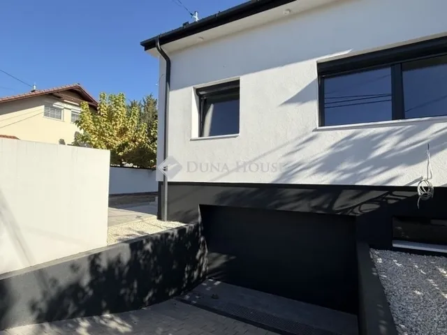 Eladó ház Budapest XVIII. kerület 185 nm